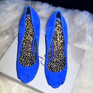 Jessica Simpson Blue Pumps